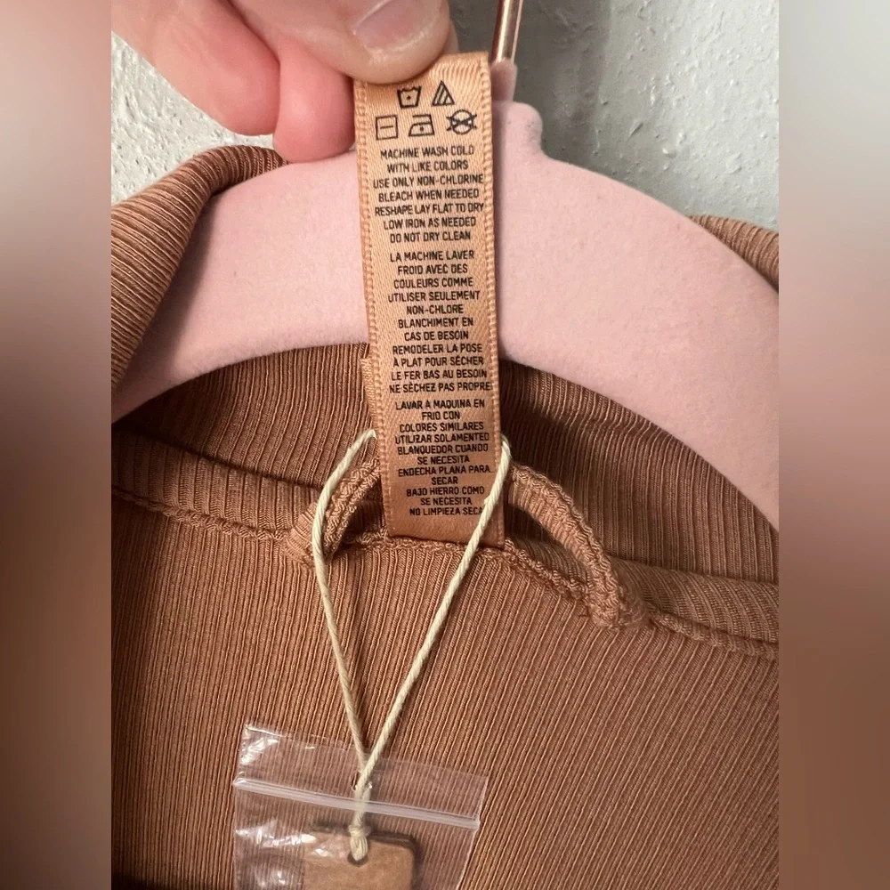 SKIMS Soft Lounge Ribbed Sleep Set in Camel Size XS New - Picture 9 of 12